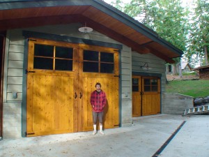 person-carriage-door-garage-sing-core