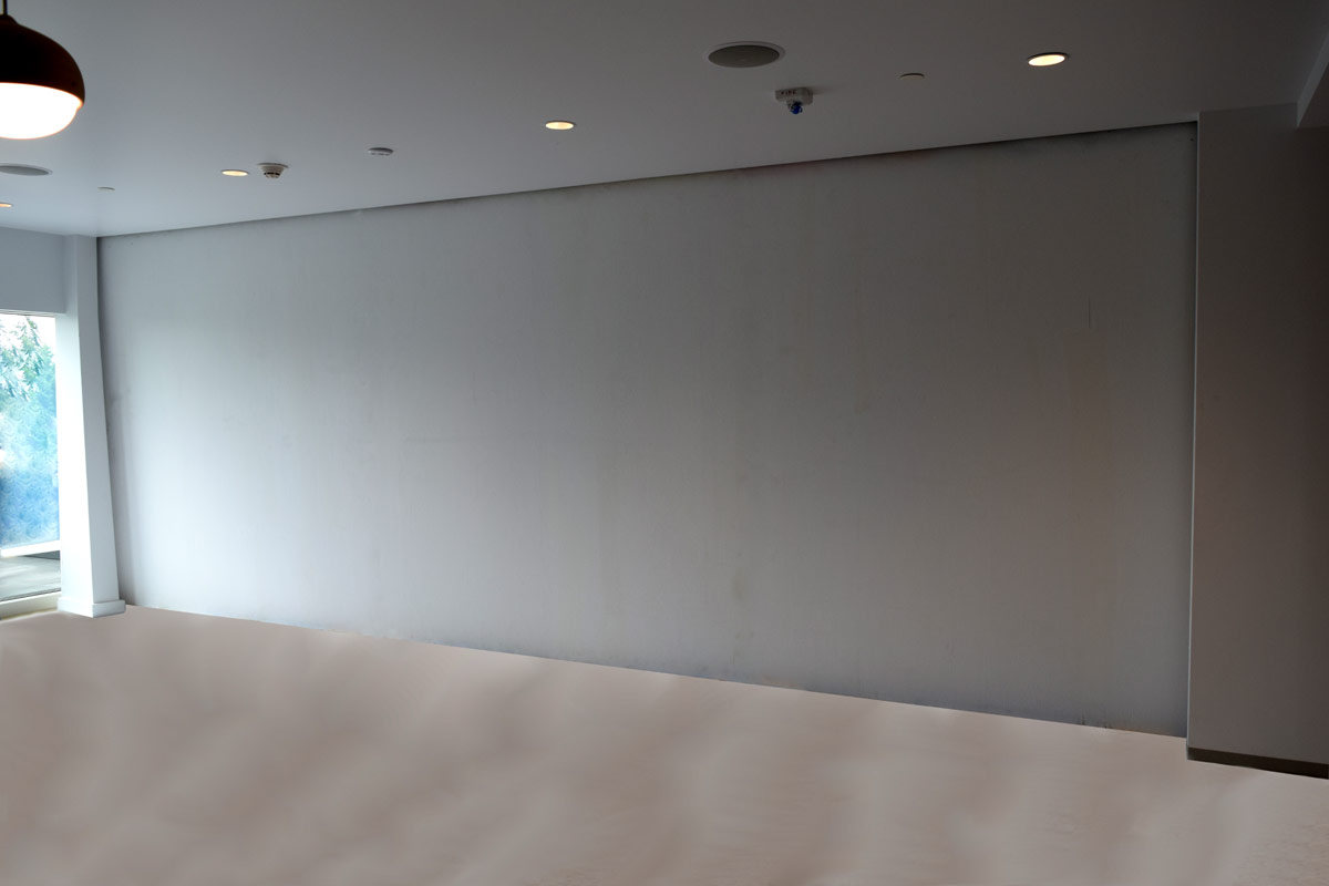This image has an empty alt attribute; its file name is finished-large-tech-firm-hu.jpg